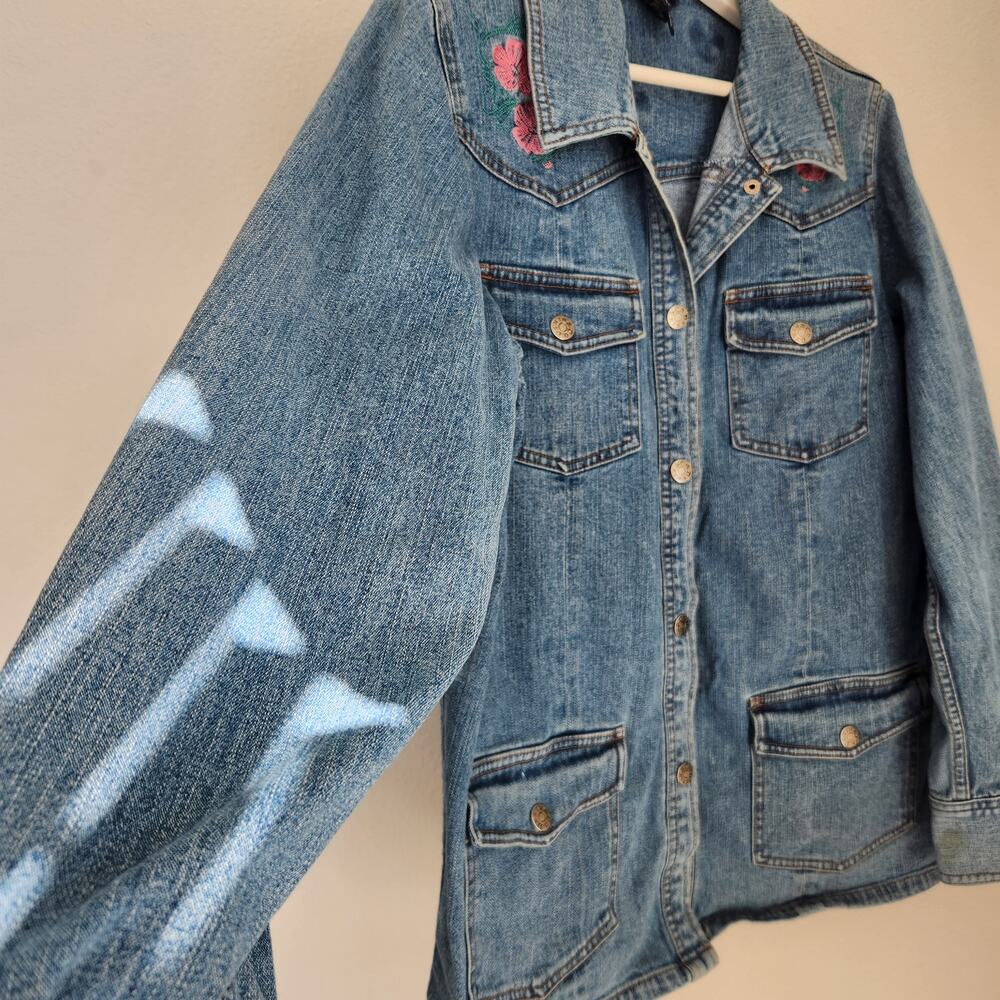 Vintage Y2K Denim & Co Embroidered Floral Barn Jacket Style Denim Jacket M - Picture 3 of 9